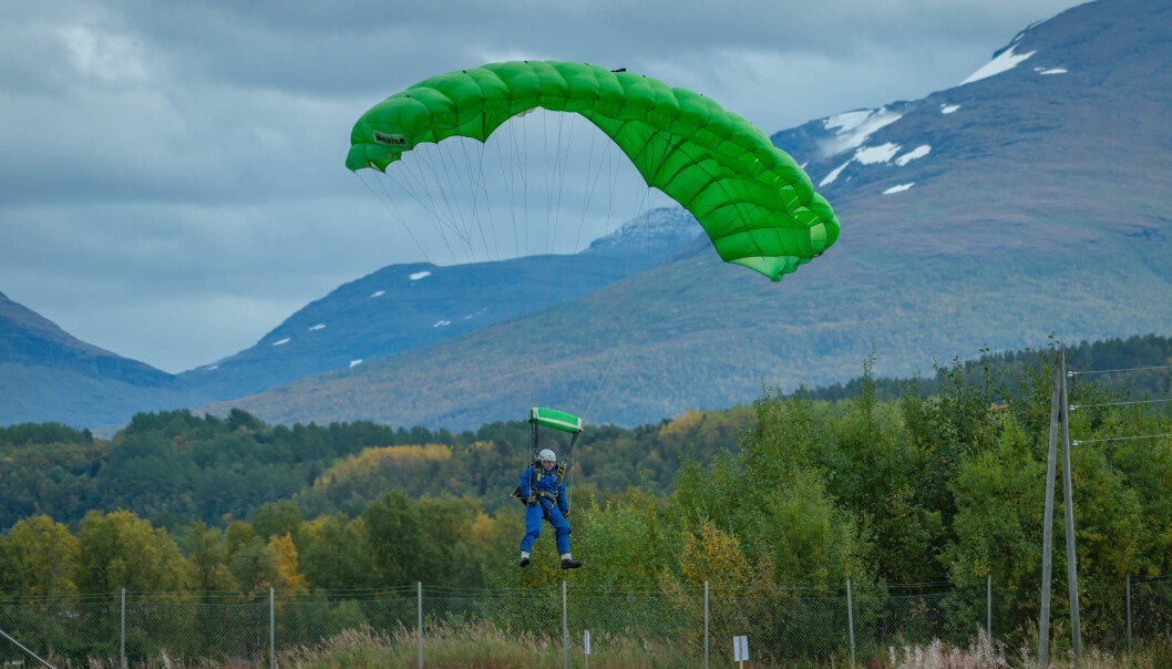 Jørgen Ridderseth kommer inn for landing Jørgen Ridderseth kommer inn for landing