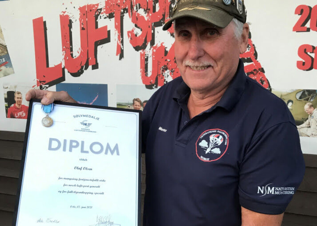 Olaf 'Laffen' Olsen, har fått NLF's sølvmedalje Olaf 'Laffen' Olsen, har fått NLF's sølvmedalje