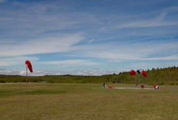 Alle lander i pitten. Alle lander i pitten.